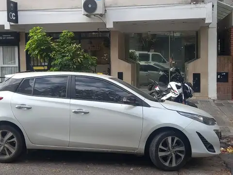 Calle 5 500, Piso 8