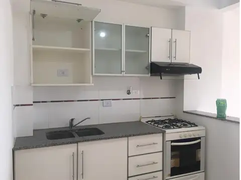 Departamento en Alquiler en Avellaneda, $ 650.000