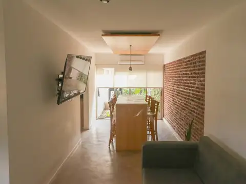 Casa 3 ambientes con 2 baños