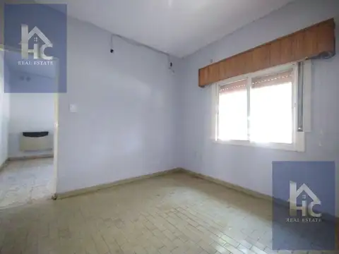 Depto Tipo Casa en Alquiler con 1 cocheras
