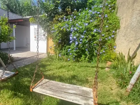 Depto Tipo Casa en Alquiler de 2 dormitorios