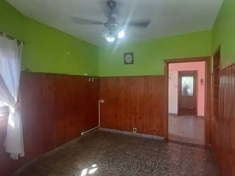 Depto Tipo Casa en Alquiler 76 años