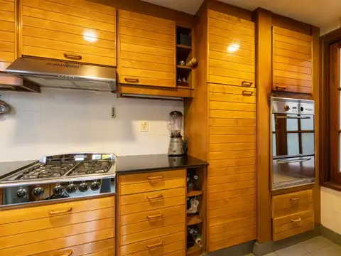 Depto Tipo Casa en Venta con 1 cocheras
