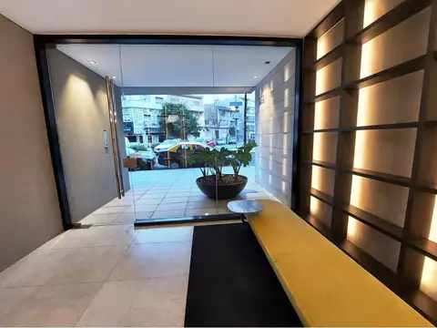 Coronel Ramón Lorenzo Falcón 5600, Piso 10