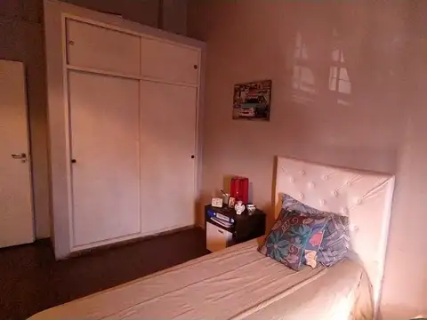 Depto Tipo Casa en Venta con 1 cocheras