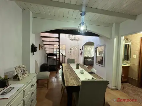 Ramon Falcon  al 2300