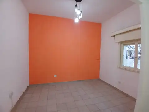 Depto Tipo Casa 2 ambientes con 1 baño