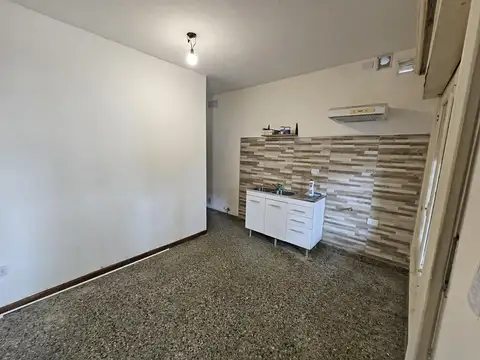 Depto Tipo Casa en Alquiler de 2 ambientes