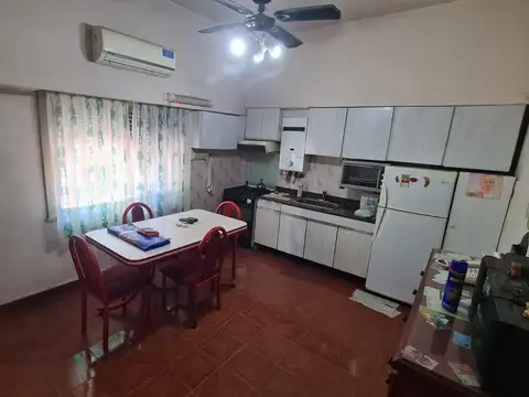 Casa en Venta en Villa Ballester, USD 130.000