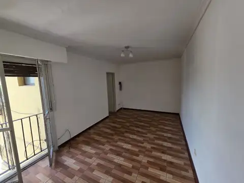 MONTES DE OCA, AV. 1800