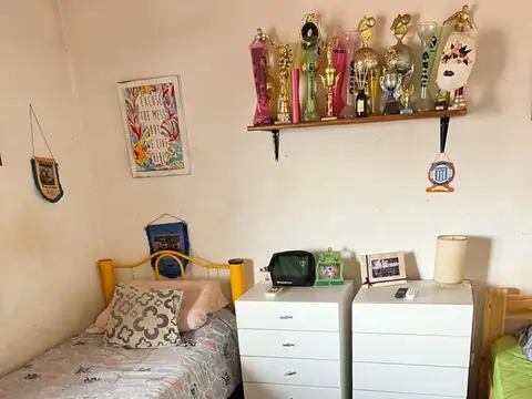 Depto Tipo Casa en Venta en Jose Leon Suarez, USD 70.000