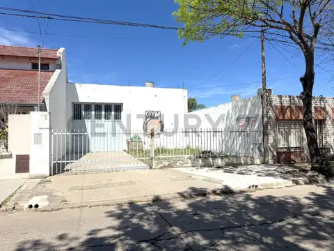 Galpon en Venta 35  mts Fondo