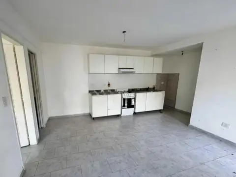 Depto Tipo Casa 2 ambientes con 1 baño