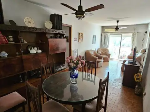 ¡OPORTUNIDAD! VENTA DEPARTAMENTO 5 AMBIENTES | MUY LUMINOSO — COCHERA CUBIERTA FIJA