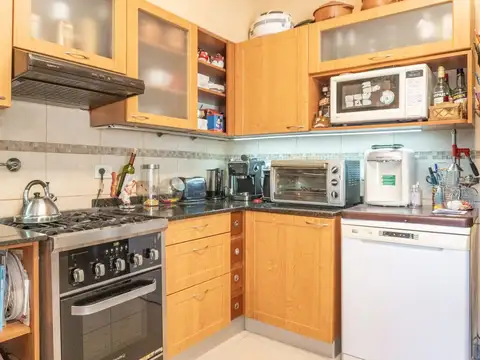 VENTA CASA 4AMB SAN MARTIN, PARQUE SUHR HOREIS