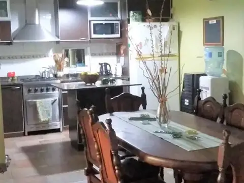 Chalet en Tortuguitas - 3 Dormitorios, amplio quincho