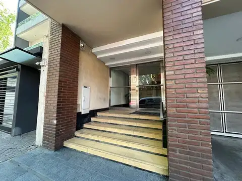 Caseros 2100, Piso 1