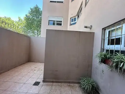 Caseros 2137 , Piso 1