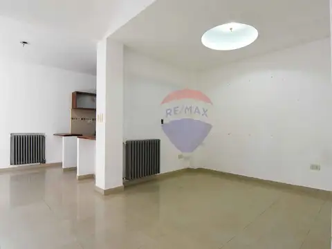 Depto Tipo Casa 4 ambientes con 3 baños