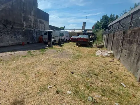 Casa 2 ambientes con 1 baño