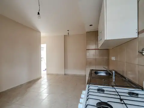Depto Tipo Casa 2 ambientes con 1 baño
