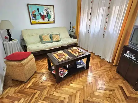 Av Rivadavia 2500, Piso 7