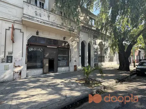 Local en Venta 80 años