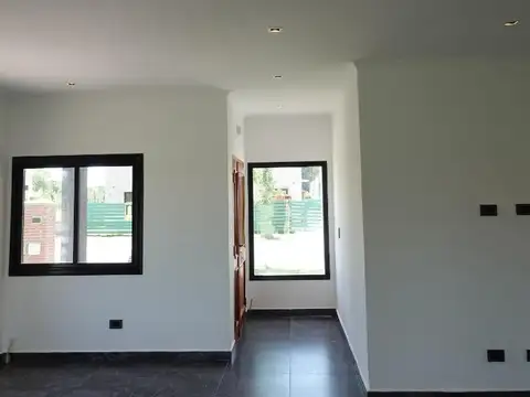 Casa en venta a estrenar, Barrio San Pablo, Pilar  342