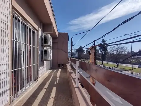 Depto Tipo Casa en Venta en Haedo, USD 145.000