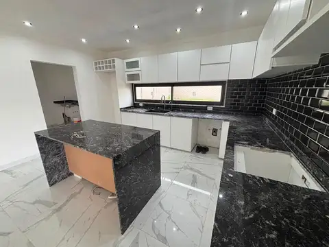 Departamento en Venta de 4 ambientes