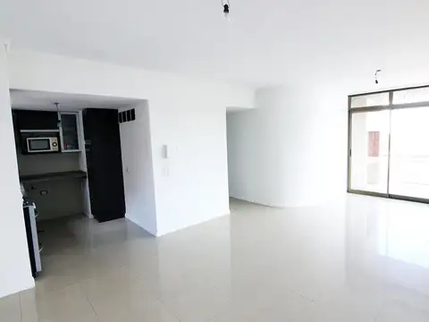 Oficina 4 ambientes con 2 baños