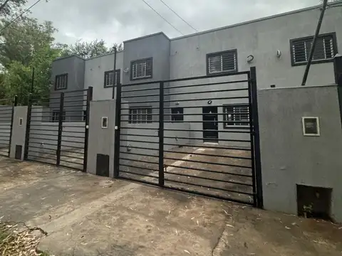 ALQUILER DUPLEX A MEDIA CUADRA DE AVENIDA MILAZZO EN SOURIGUES $700.000