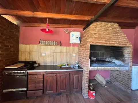CASA EN VENTA EN CLAYPOLE