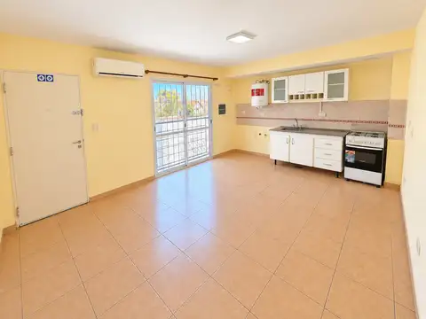 Anatole France 2600, Piso 2