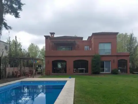 Alquiler Temporal FIESTAS Y ENERO Casa 5 Amb Barrio La Alameda Nordelta Tigre