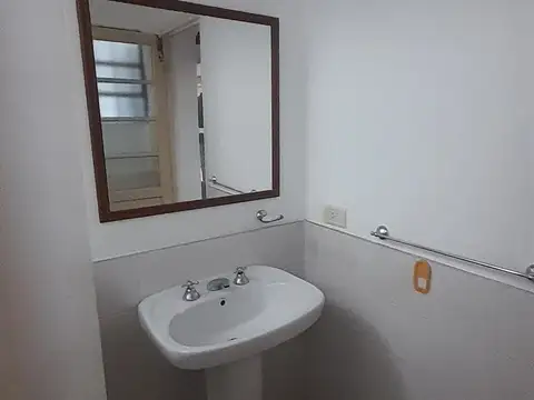 Depto Tipo Casa en Alquiler de 2 dormitorios