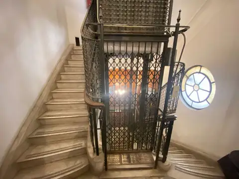 Departamento 5 ambientes con 2 baños