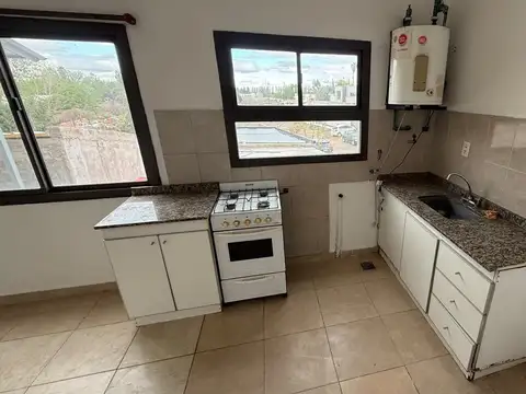 Departamento en Alquiler en Los Corralitos, $ 450.000