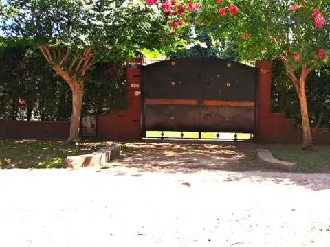 CASAQUINTA EN VENTA EN FCO. ALVAREZ, SON TRES LOTES JUNTOS, DOS SON ADYASENTES Y UNO EN MARTILL...