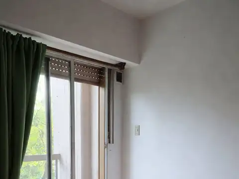 DEPARTAMENTO 2 AMBIENTES EN VENTA EN FLORESTA