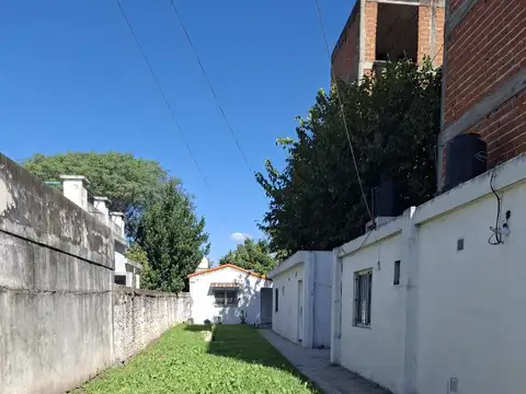 Depto Tipo Casa en Alquiler de 3 ambientes