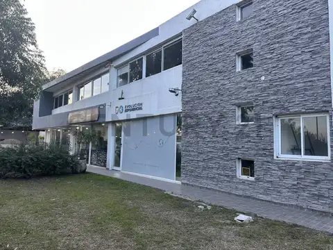 Domingo Albariños 8500, Piso 0
