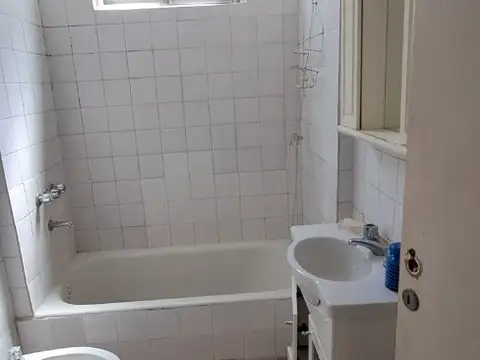 Departamento en Venta en Caballito Sur, USD 78.000