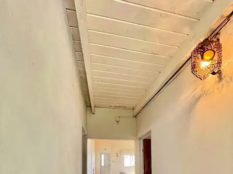 Casa 4 ambientes con 1 baño