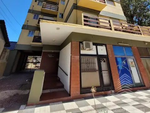 Departamento 2 ambientes c/ cochera-San Juan  1640