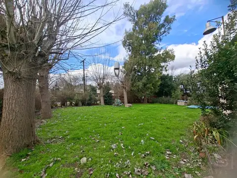 Venta  Casa,  4 dormitorios, 2 baños,  Parque Sakura. Manuel Gálvez al 500,  Exaltación de la Cruz, Apta Crédito