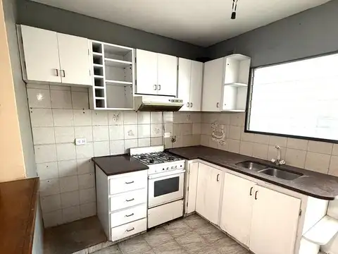 Depto Tipo Casa en Venta con 1 cocheras