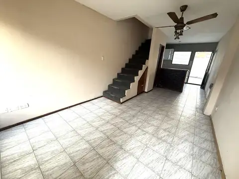 Depto Tipo Casa en Venta de 2 dormitorios