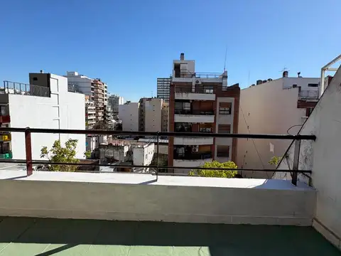 Doblas 300, Piso 8