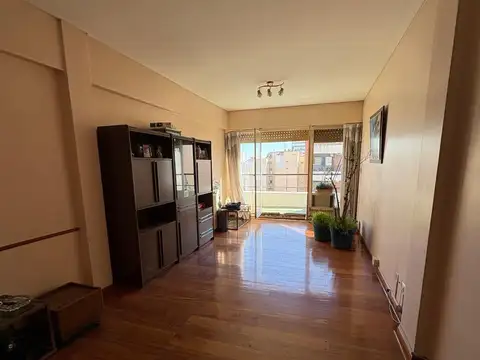 Departamento 3 ambientes con 2 baños